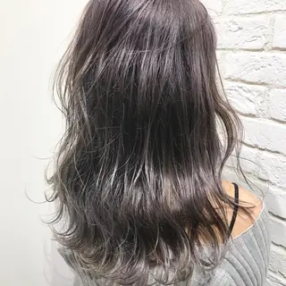 ミディアム カラー UMEDA FIGAROのヘアスタイル