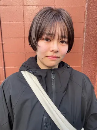 ショート カラー さの あやねのヘアスタイル