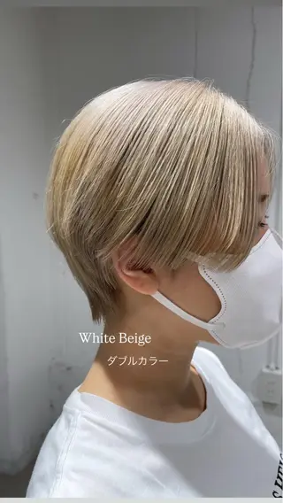 ショート カラー CARICIA 渡邉 祐南のヘアスタイル