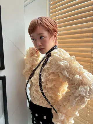 ショート カラー yukie/ ブリーチカラーのヘアスタイル