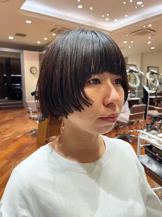 ショート ｼｮｰﾄｶｯﾄ 梅田 山下　すみれのヘアスタイル