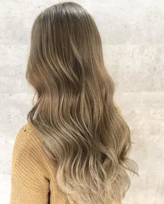 ロング カラー 髪質改善で 憧れの潤艶美髪にのヘアスタイル