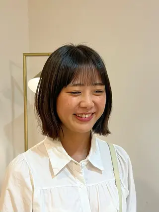 ショート 艶カラー/透明感 /ヒグチアオイのヘアスタイル