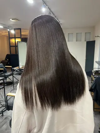 セミロング カラー 鳥居 叶夢のヘアスタイル