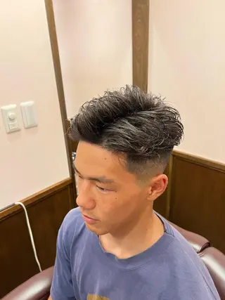 ミディアム 大久保 竣太のヘアスタイル