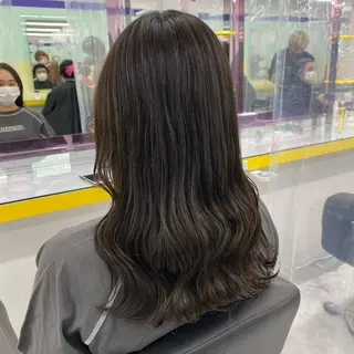 セミロング カラー ヘアアレンジ mai🍑暖色カラー /レイヤー💖のヘアスタイル