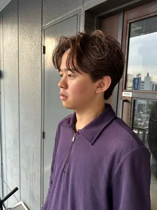 ミディアム カラー メンズ 俵 知広のヘアスタイル
