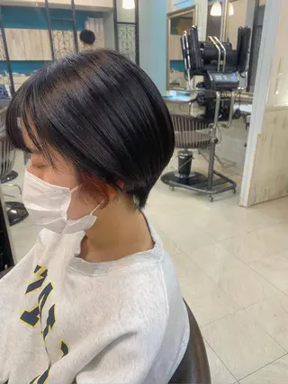 ショート カラー ヘアアレンジ kame|レイヤー / 似合わせ顔周りのヘアスタイル