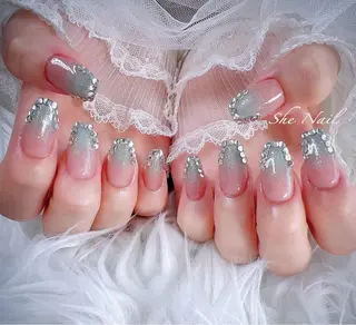 ネイル ISA_ BELLAのネイルデザイン