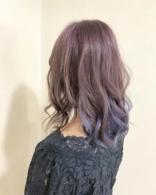 ミディアム ヤマグチ ヒカルのヘアスタイル