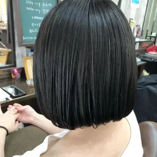 ショート コグチ ヒカルのヘアスタイル