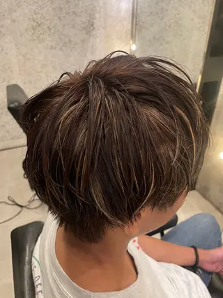 カラー Aoi/ボブ/ レイヤー/表参道のヘアスタイル