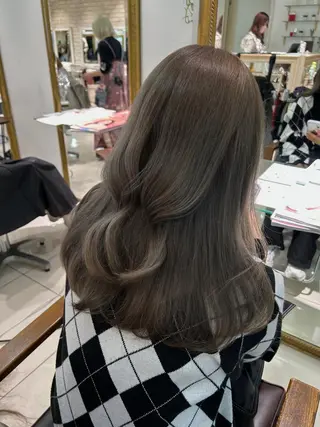 ロング カラー 透明感カラー 古山 結季🌙🖤のヘアスタイル