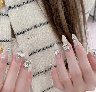 ネイル VIVIAN リサのネイルデザイン