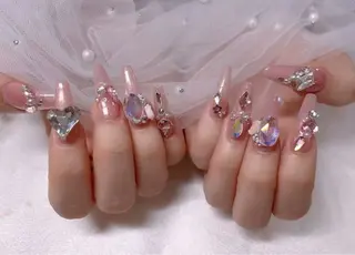 ネイル UMI ネイルサロン新宿🎀のネイルデザイン