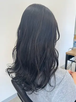 ロング 坂田 優子のヘアスタイル