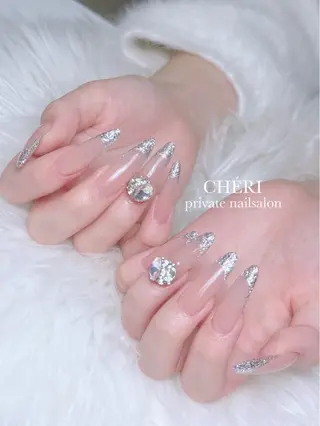 ネイル CHÉRI .のネイルデザイン