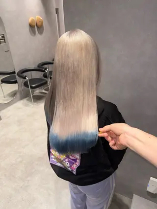 セミロング 森本 シェビーのヘアスタイル