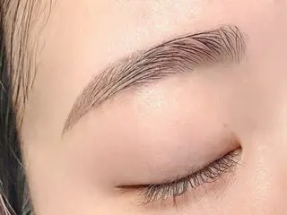 アイブロウ アイブロウサロン Eyepreme渋谷 【眉毛専門店】所属・森山 奈保子の眉毛・アイブロウイメージ