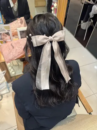 ヘアアレンジ こばりん🌟/ボブ /イヤリングカラーのヘアスタイル