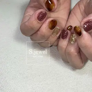 ネイル S. JEWELのネイルデザイン
