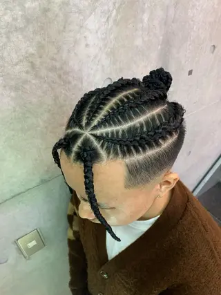 ヘアアレンジ メンズ HARURU🪮✨ ブレイズ海外ヘアのヘアスタイル
