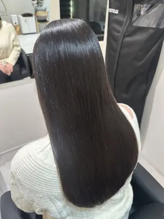セミロング Emuest心斎橋 SAKIのヘアスタイル