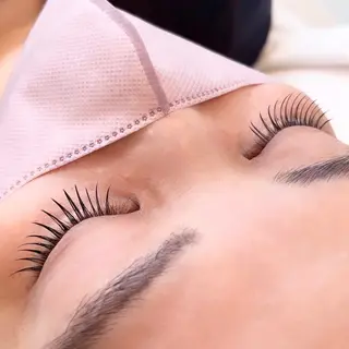 マツエク・マツパ ELLE salon eyelash まゆのマツエク・マツパデザイン
