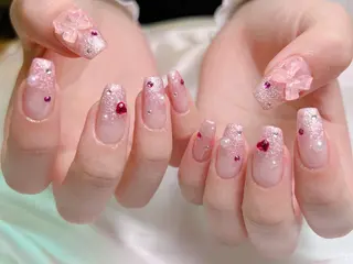 ネイル lucky nail 歌舞伎町のネイルデザイン