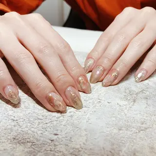ネイル elu :nail&eyeのネイルデザイン