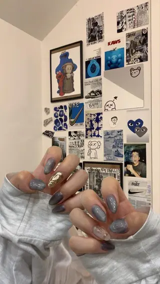 ネイル I-nailロング /ワンホン/キラキラのネイルデザイン