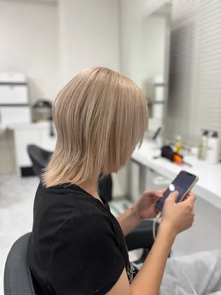 ミディアム まろっと艶感ブラウン ベージュ🤍まなかのヘアスタイル