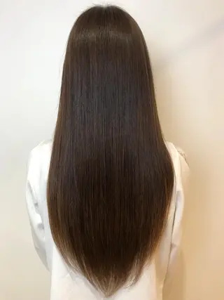 ロング トップ スタイリストのヘアスタイル