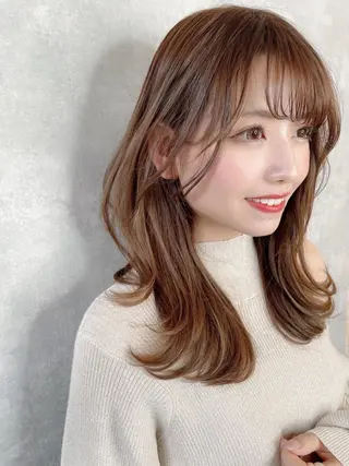 セミロング 菅野 凪紗のヘアスタイル
