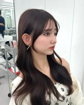 セミロング 前髪顔まわりカット 🌈中村海聖のヘアスタイル