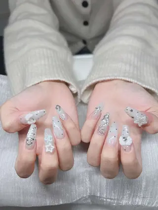 ネイル Lee Nailsのネイルデザイン