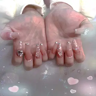 ネイル パーツ全部¥110 サロンミミのネイルデザイン