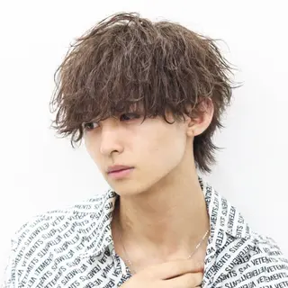 ショート カラー パーマ メンズ 🔥メンズ🔥かっこ いいが正義！代表柿崎のヘアスタイル