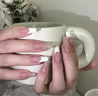 ネイル Queens テイのネイルデザイン