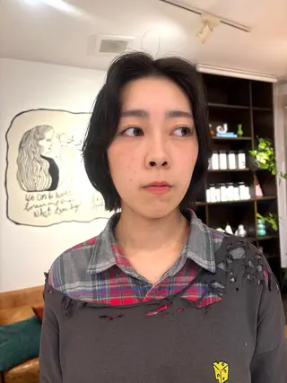 ショート 西野 優夏のヘアスタイル