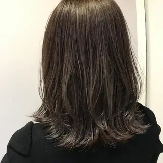 ミディアム カラー Tamagawa Sakiのヘアスタイル