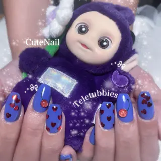 ネイル ️🫧もこ 艶感ネイル🫧のネイルデザイン