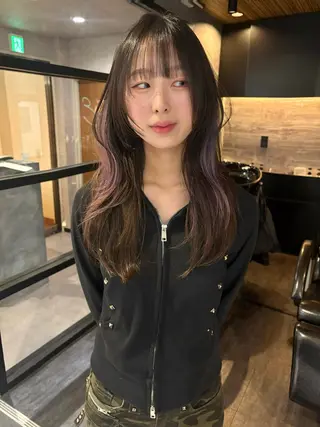 セミロング レイヤーカット/韓国 /艶髪/ダブルカラーのヘアスタイル