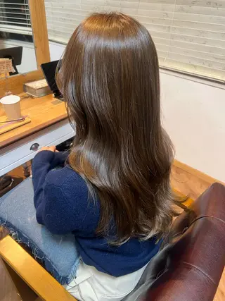 ロング Topstylist YUKIのヘアスタイル
