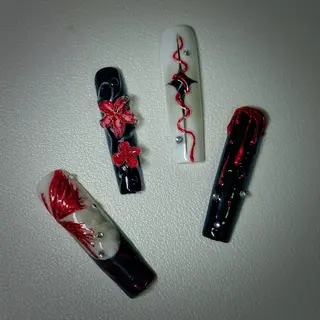 ネイル バ ヤリカクのネイルデザイン