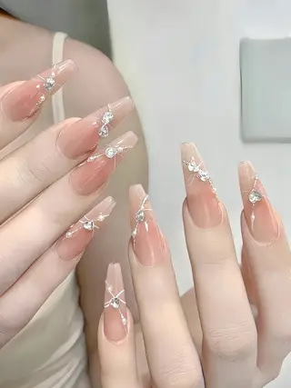 ネイル リセス 高田馬場💎のネイルデザイン