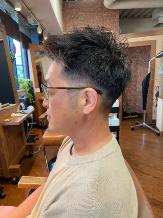 ショート カラー メンズ 艶髪/髪質改善/ レイヤー/鈴木慎一のヘアスタイル