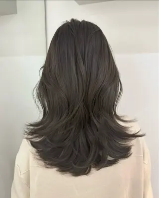 ロング カラー 倖紫✨ONEカラー 髪質改善🫧のヘアスタイル