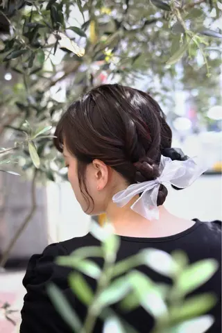 ヘアアレンジ comeghead 琴音のヘアスタイル
