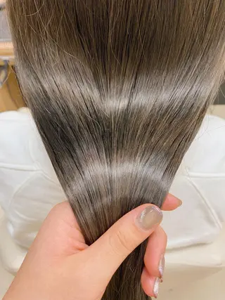 ロング カラー ブリーチカラー/ベー ジュ/Hono🦖のヘアスタイル